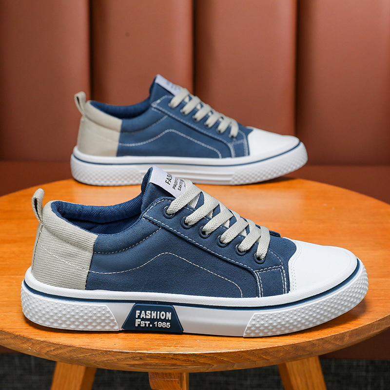 Men Classic Canvas Sneakers, L - огляд і ціна Casual Sneakers Men